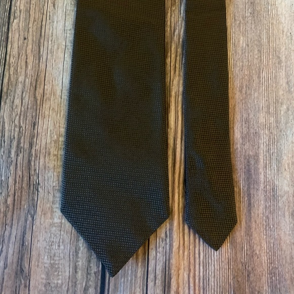 Polifroni Milano Made in Canada  Tie
Excellent Used Condition (EUC) - Picture 3 of 5